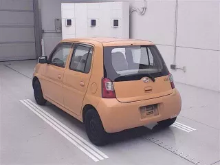 Daihatsu Esse