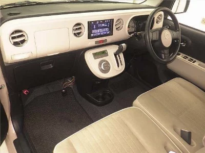Daihatsu Mira Cocoa