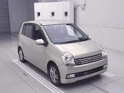 Daihatsu Mira Avy