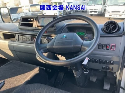 Mitsubishi FUSO ROSA