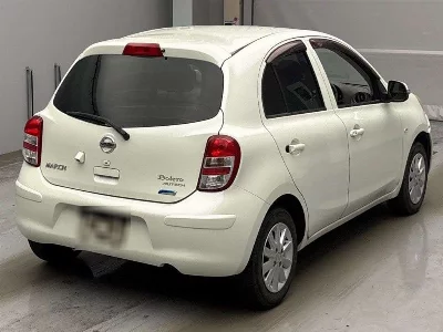 Nissan March