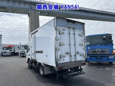 Mitsubishi Fuso Canter