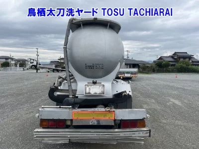 NISSAN DIESEL (UD) QUON