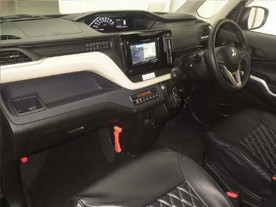Mitsubishi Delica D:2