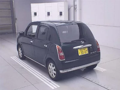 Daihatsu Mira Gino
