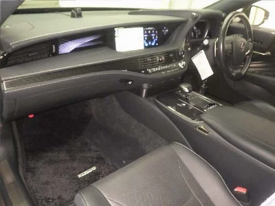 Lexus LS500h
