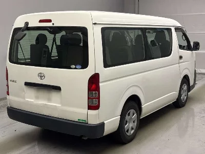 Toyota HIACE WAGON