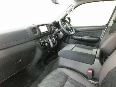 NISSAN CARAVAN