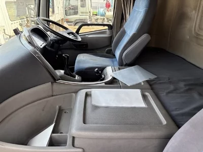 NISSAN DIESEL (UD) QUON