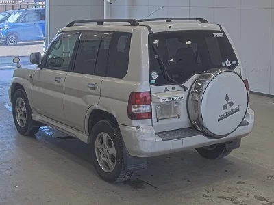 Mitsubishi PAJERO IO