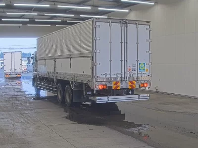 NISSAN DIESEL (UD) QUON