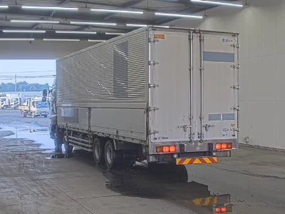 Hino PROFIA