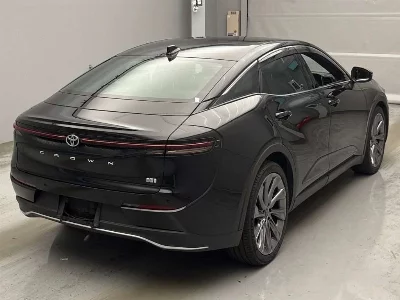 Toyota Crown Crossover