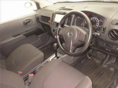 NISSAN AD EXPERT