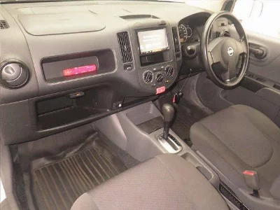 NISSAN AD EXPERT