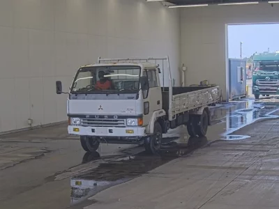 Mitsubishi FUSO FIGHTER MIGNON