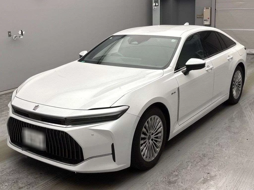 Toyota Crown  с аукциона в Японии