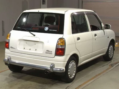 Daihatsu Mira Gino