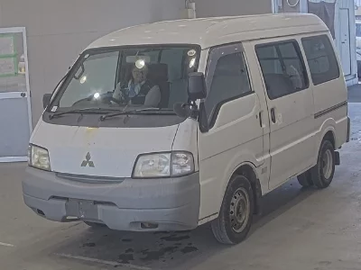 Mitsubishi DELICA