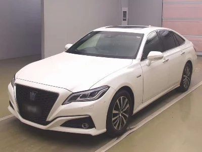 Toyota CROWN HYBRID