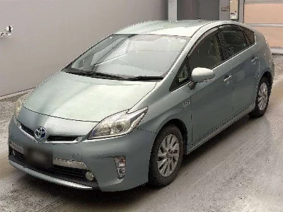 Toyota Prius PHV