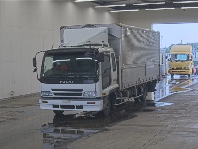 Isuzu Forward  с аукциона в Японии