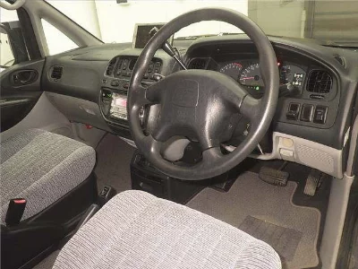 Mitsubishi DELICA SPACE GEAR