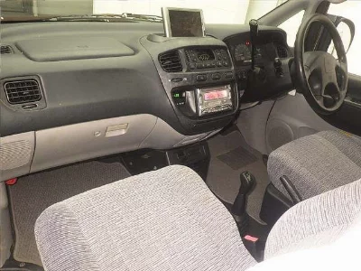 Mitsubishi DELICA SPACE GEAR
