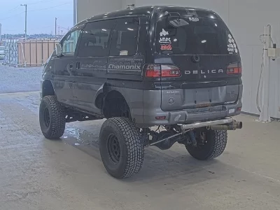 Mitsubishi Delica