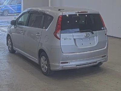 Toyota Passo Sette