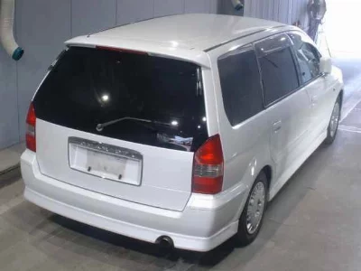 Mitsubishi Chariot Grandis