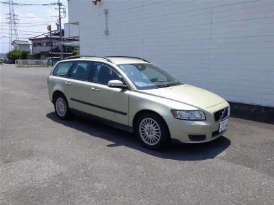 Volvo V50