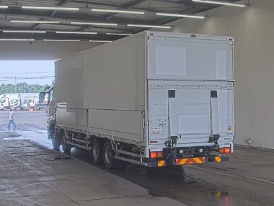 Mitsubishi Fuso Super Great