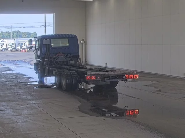 Isuzu Forward  с аукциона в Японии