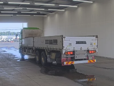 NISSAN DIESEL (UD) QUON