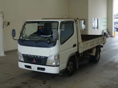 Mitsubishi Fuso Canter