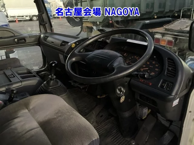 Isuzu Forward  с аукциона в Японии