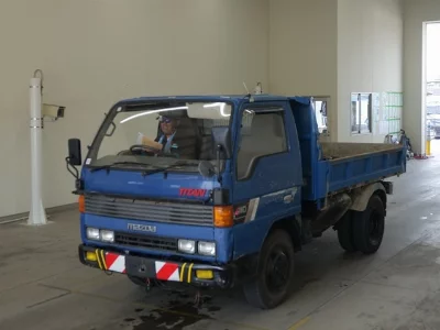 Mazda Titan