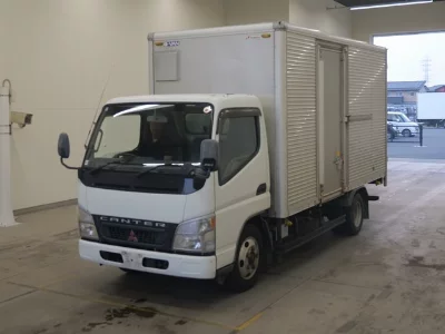Mitsubishi Fuso Canter