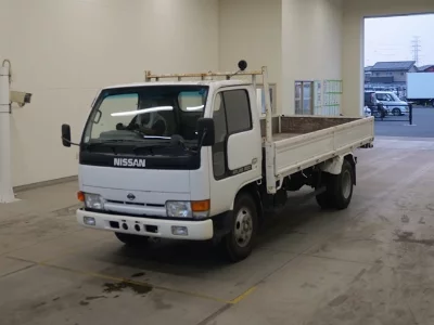 Nissan Atlas