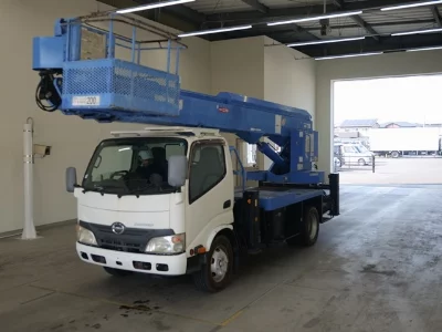 Hino Dutro
