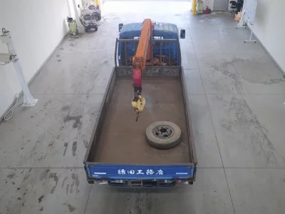 Mazda Titan