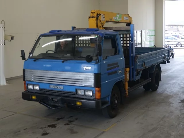Mazda Titan  с аукциона в Японии