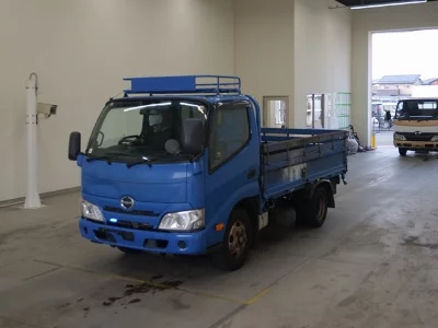 Hino Dutro