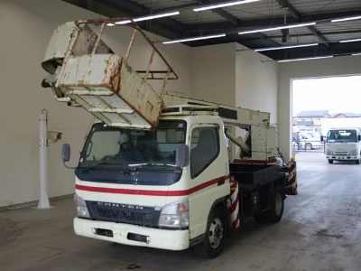 Mitsubishi Fuso Canter