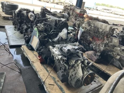 Nissan ENGINE