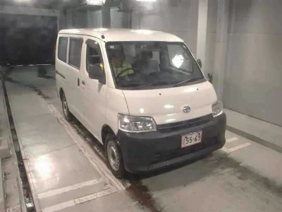 TOYOTA TOWN ACE VAN
