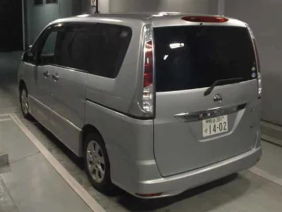 NISSAN SERENA
