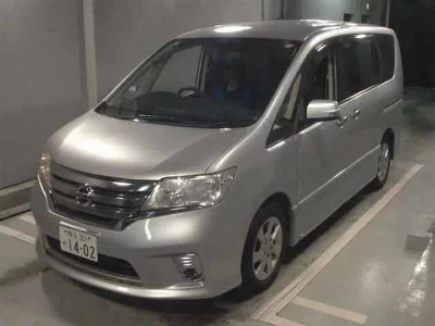 NISSAN SERENA