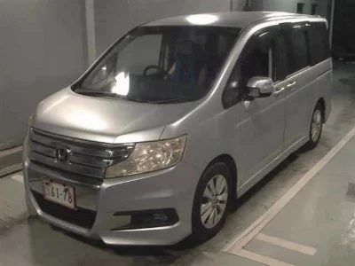Honda STEPWGN SPADA